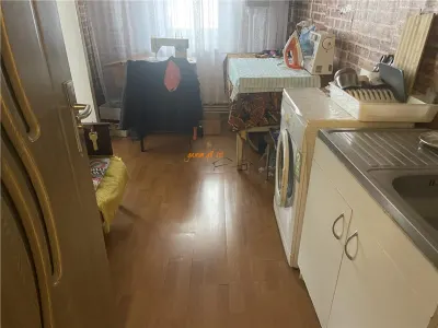 Apartament 2 camere , zona ultracentrala Piata Moldovei , 55 mp , decomandat - foto 5