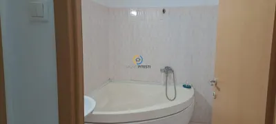 Apartament de inchiriat Trivale bloc nou, liber - foto 8