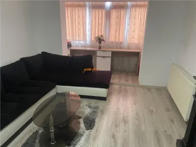 Apartament 4 camere , zona Piata Moldovei -Scoala nr 2 , decomandat 80 mp , imbunatatit , mobilat - Focsani