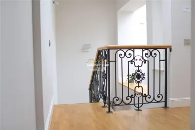 Vila cu farmec Parizian din Mântuleasa - foto 14
