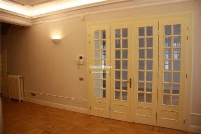 Vila cu farmec Parizian din Mântuleasa - foto 7