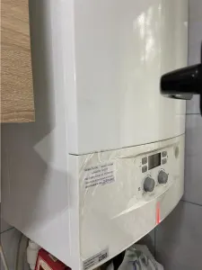 Apartament 3 camere , cartier Sud , decomandat , et 1/4 , mobilat - foto 10