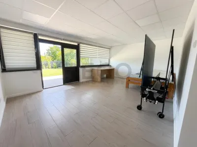 RECO Casa de inchiriat pentru birouri / spatiu de locuit in Oradea- 5 minute de centru - Oradea