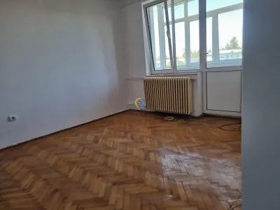 Vânzare apartament 2 camere Calea Bucuresti - foto 2