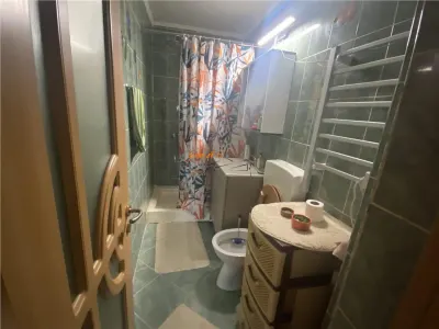 Apartament 4 camere , zona b- dul Brailei , decomandat, 86 mp , imbunatatit - foto 9