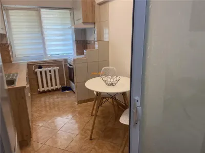 Apartament 2 camere, zona Gara , etaj 1 din 4 , renovat integral , mobilat complet - foto 20