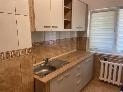 Apartament 2 camere, zona Gara , etaj 1 din 4 , renovat integral , mobilat complet - foto 21