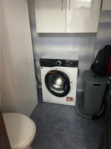 Apartament 3 camere , zona supermarket Lidl (fosta Autogara ) , et 1/3 , decopmandat , 83 mp , partial mobilat , renovat , liber - foto 17