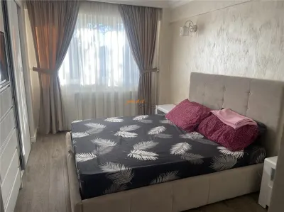 Apartament 4 camere , zona ultracentrala , suprafata de 100 mp , renovat  modern si mobilat integral - foto 17