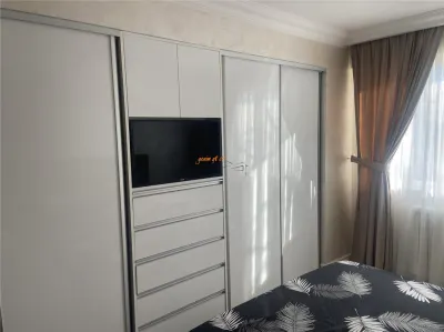 Apartament 4 camere , zona ultracentrala , suprafata de 100 mp , renovat  modern si mobilat integral - foto 19