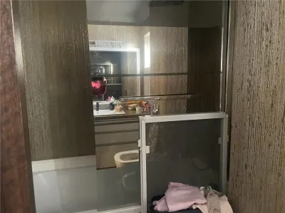 Apartament 4 camere , zona ultracentrala , suprafata de 100 mp , renovat  modern si mobilat integral - foto 22