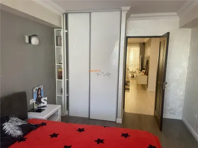 Apartament 4 camere , zona ultracentrala , suprafata de 100 mp , renovat  modern si mobilat integral - foto 8