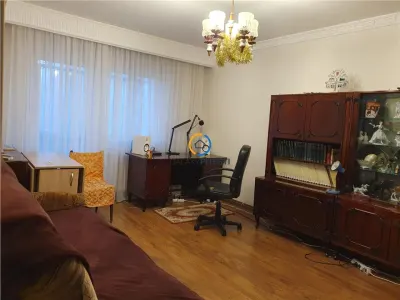 Vanzare apartament 4 camere Gavana 3 - foto 5