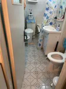 Apartament 2 camere , zona Gara -Liceul Economic , et 2/3 , 56 mp ,centrala termica proprie - foto 8