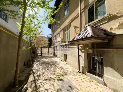 Piata Unirii | Tineretului | 5 camere + terasa | Curte | Parcare - foto 21