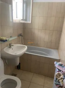 Apartament 4 camere , zona cartier Sud , et 1 , 60 mp , liber - foto 10