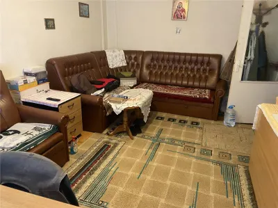 Apartamen 3 camere , cartier Sud 70 mp , decomandat - foto 4