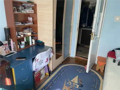 Apartamen 3 camere , cartier Sud 70 mp , decomandat - foto 7