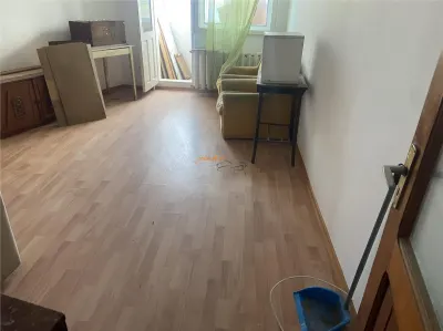 Apartament 2 camere , zona Spitalul judetean , decomandat , 52 mp , liber - foto 2