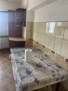 Apartament 2 camere , zona Spitalul judetean , decomandat , 52 mp , liber - foto 5