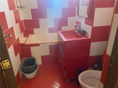 Apartament 2 camere , zona ultracentrala Primaria Focsani, 50 mp , decomandat , liber - foto 8