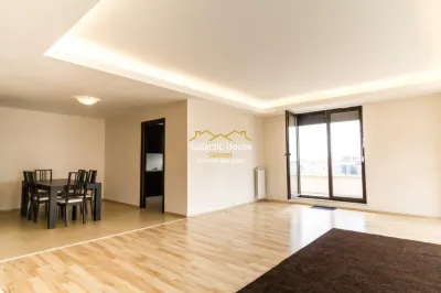 Triplex Vedere Lac Gradina Proprie 2 Locuri Parcare Subterana - foto 9