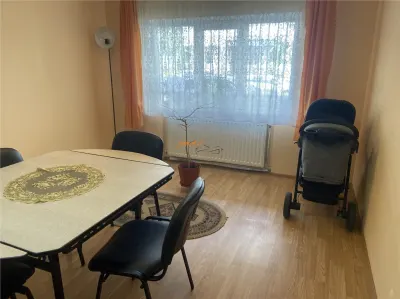 Apartament 3 camere , zona centrala , parter , renovat complet , 72 mp , liber - foto 2