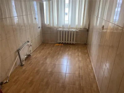 Apartament 2 camere , zona ultacentrala - Casa de Pensii , decomandat 54 mp , renovat complet - foto 4