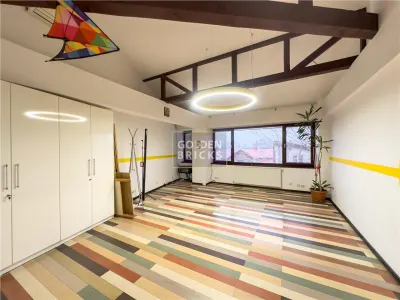 Piata Unirii | Cladire moderna | Versatila | Curte - foto 19
