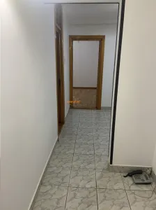 Apartament 3 camere , strada Bucegi - Policlinica 2,   etaj 1/3 , decomandat , imbunatatit - foto 9
