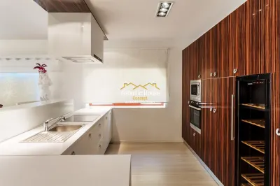 TRIPLEX 5 CAMERE LIFT INTERIOR -COMPLEX REZIDENTIAL ZONA HERASTRAU -NORDULUI - foto 6