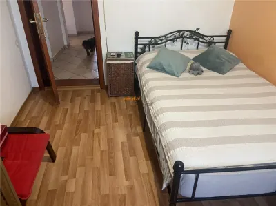 Apartament 3 camere , zona ultracentrala - Unitatea de Pompieri, renovat , mobilat si utilat complet - foto 16