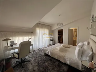 TRIPLEX 5 CAMERE 268 MP FLOREASCA +2 LOCURI PARCARE SUBTERANE SI 2 BOXE - foto 4