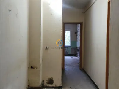 Apartament 2 camere confort 1  Craiovei , liber, fără imbunatatiri - foto 2
