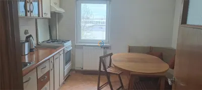 Apartament trei camere Exercitiu, etaj 3/4, liber - foto 5