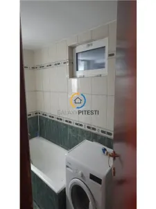 De vanzare Pensiune Dambovicioara, stadal - Dambovicioara