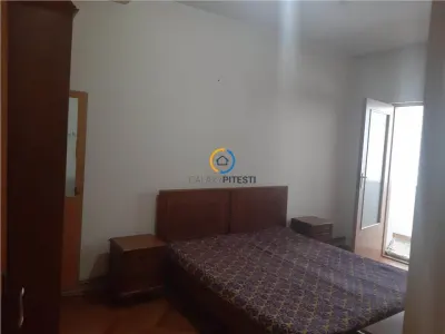 Apartament 3 camere Trivale complex I, cu centrala proprie - foto 2