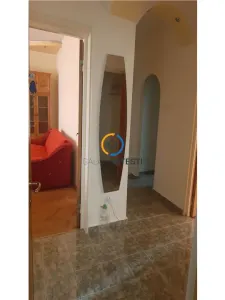Apartament 3 camere Trivale complex I, cu centrala proprie - foto 3