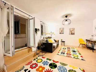 Ideala pentru investitie - Garsoniera spatioasa de vanzare PIATA VICTORIEI - foto 2