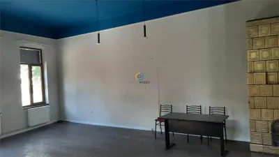 Spatiu la casa pretabil pentru activitati educationale, birou, zona centrala - foto 2