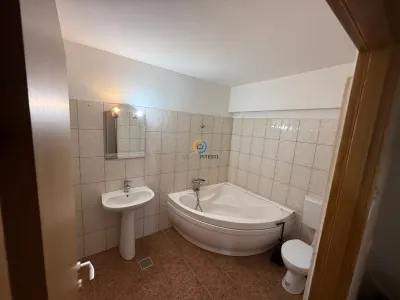 De inchiriat apartament doua camere Trivale, Bloc Montanstar, etaj 4 - foto 5