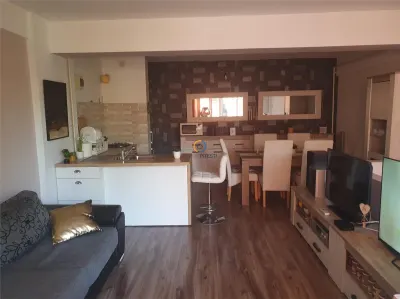 Vanzare apartament 2 camere si garaj , bloc nou zona Nord - foto 2