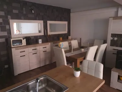 Vanzare apartament 2 camere si garaj , bloc nou zona Nord - foto 4