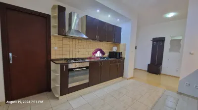 Apartament 2 camere de inchiriat, Polona-in vila -Marian - foto 6
