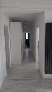 Apartament trei camere, rezidential, parter, curte proprie - foto 3