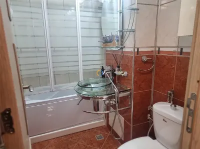 Vanzare apartament 3 camere Nord, mobilat si utilat - foto 9