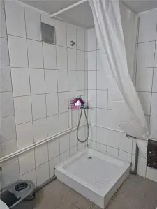 Loc în cameră — 160 EUR/lună | Tot inclus | Metrou 2 minute Mihai Bravu | Zona Vitan - foto 7