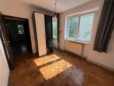 Apartament cu 4 camere 2 bai si balcon etajul 1 pe Rahovei - foto 5