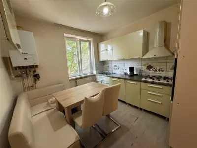 Apartament cu 4 camere 2 bai si balcon etajul 1 pe Rahovei - foto 6