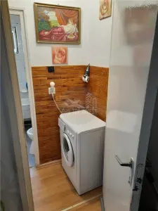 Apartament 3 camere balcon pivnita zona Vasile Aaron - foto 6